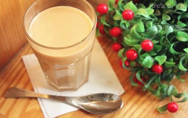 港式奶茶做法一點都不難，教你一招，香濃奶茶隨時想喝隨時做