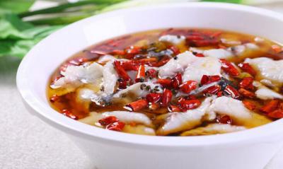 水煮魚技術培訓哪里專業(yè)？水煮魚的做法麻而不苦