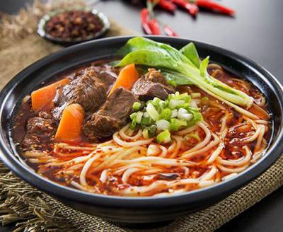 專業(yè)學(xué)習(xí)重慶小面技術(shù)培訓(xùn)哪家好？